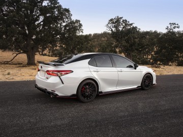 Toyota Camry i Avalon w wersji TRD